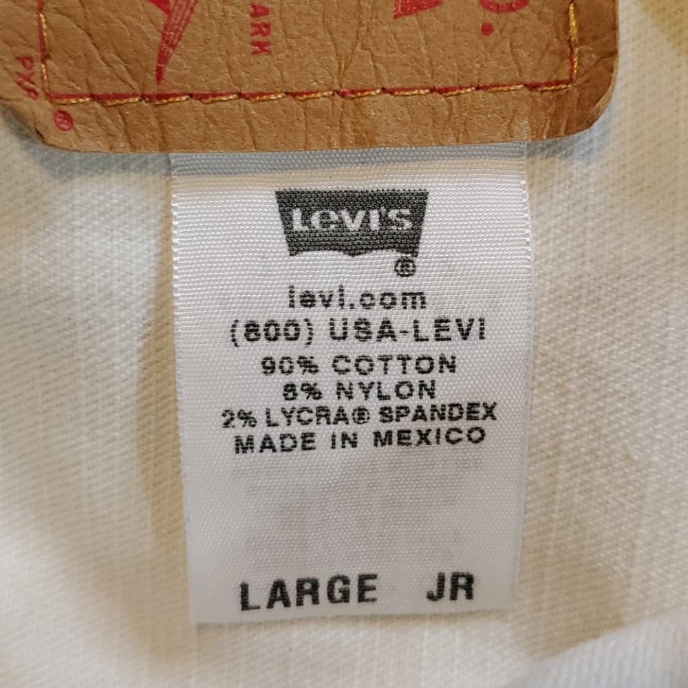 Levi's white denim jacket Junior's large - Picture 7 of 8